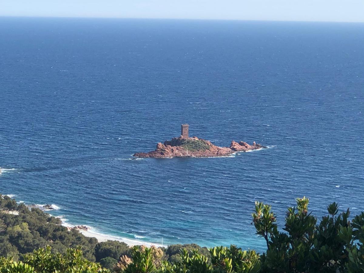 Apartament Boulouris Panorama Vue Mer Saint-Raphaël Zewnętrze zdjęcie
